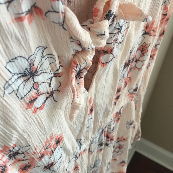 Floral Ruffle Hem Blush Double Bell Sleeve Romper! - Picture 2 of 4
